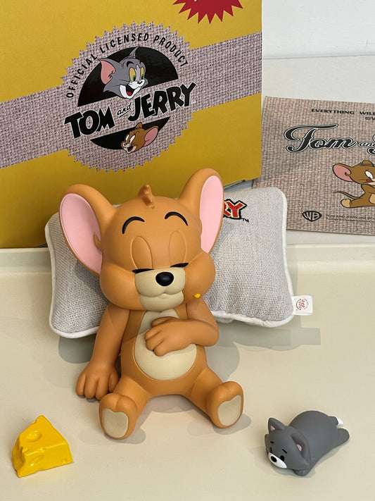 VGT Tom & Jerry Sleepy Jerry Statue